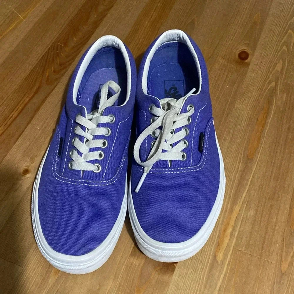 Van’s Era (Retro Sport)Royalbltrwht VN0A4U39WZ9 Size 8